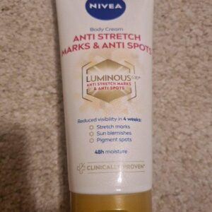 NIVEA Luminous 630 Anti Stretch Marks & Dark Spots Body Cream (200ml)